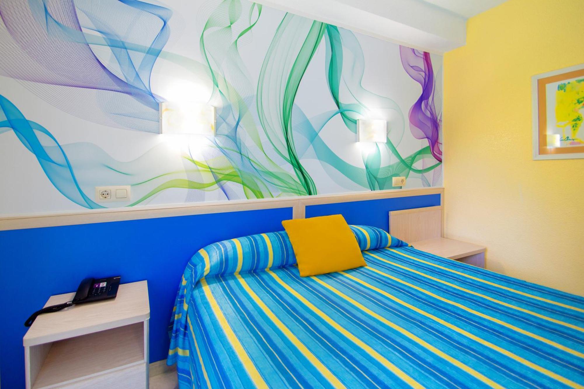 Hotel Servigroup Rialto Benidorm Room photo