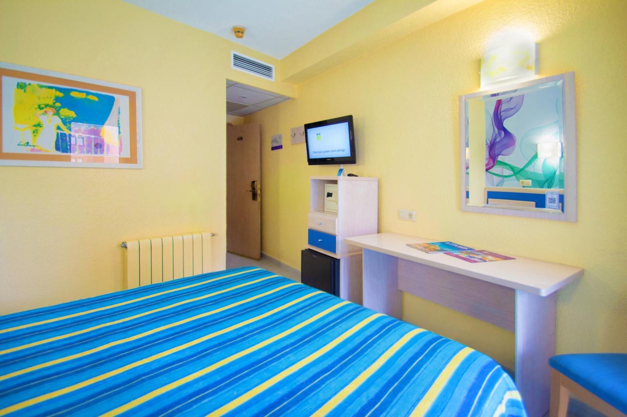 Hotel Servigroup Rialto Benidorm Room photo